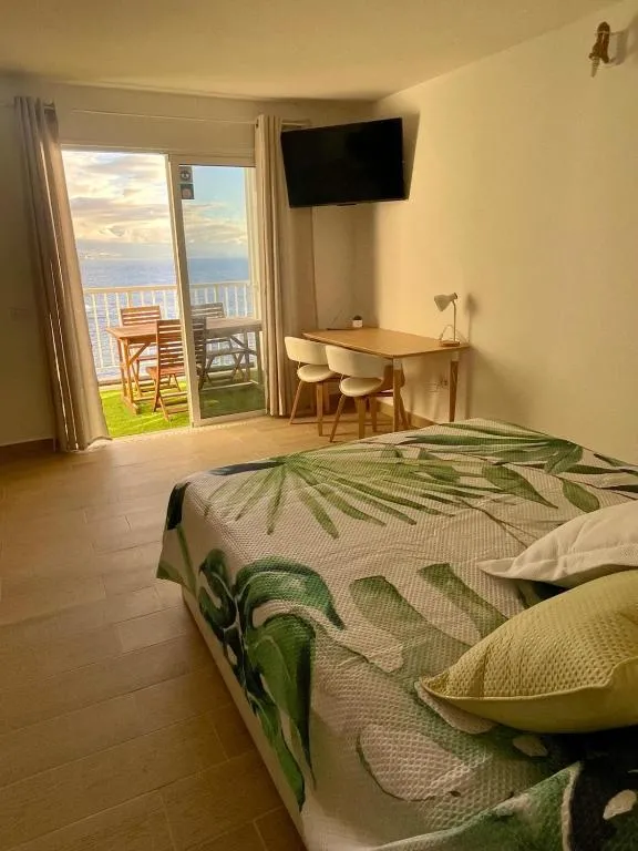 Image 5 of Apartment Inside the wave A