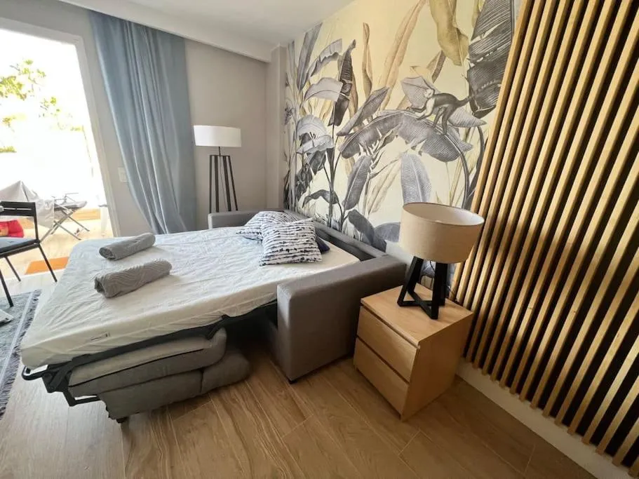 Image 1 of Apartment Jane Malibu Park