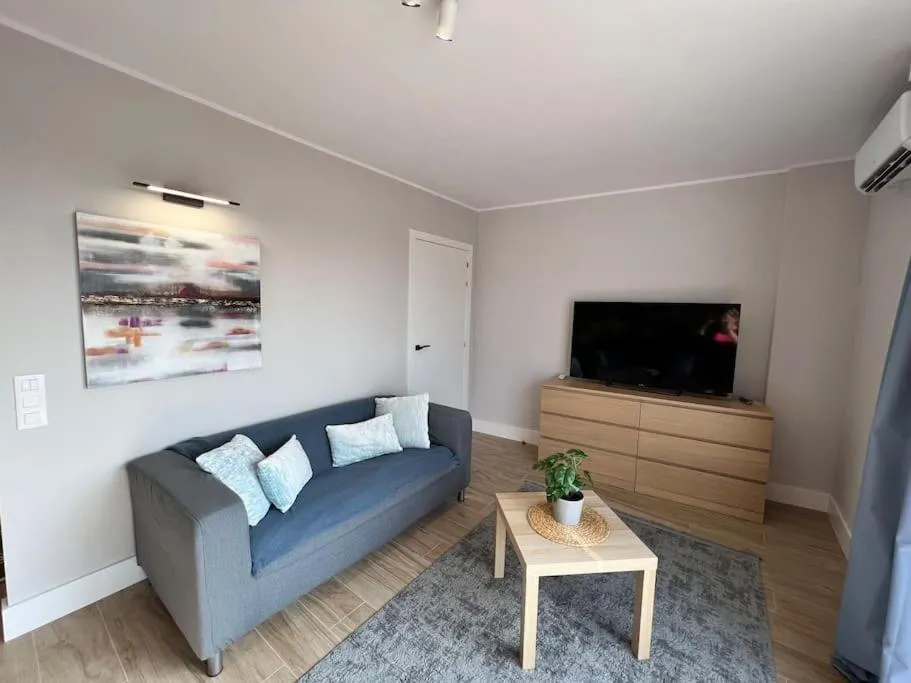 Image 5 of Apartment Jane Malibu Park