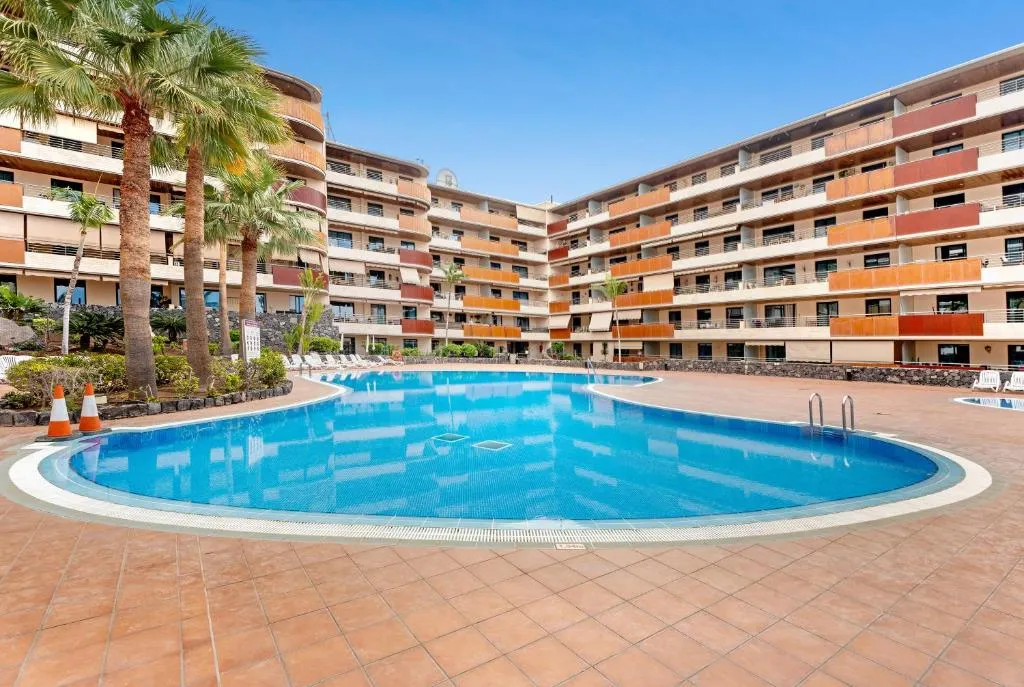 Image 2 of Balcón de Los Gigantes