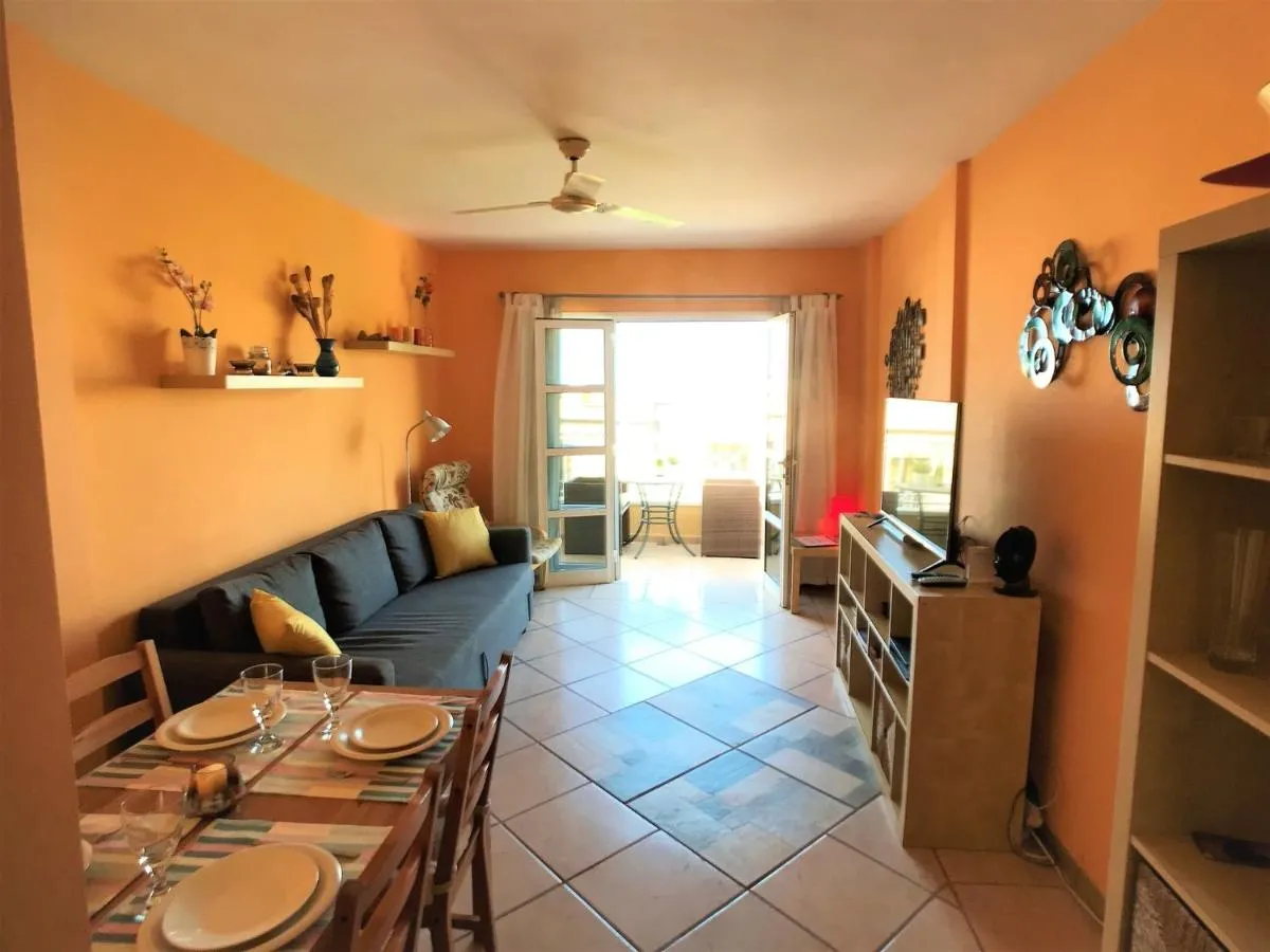 Image 2 of Benimar 28