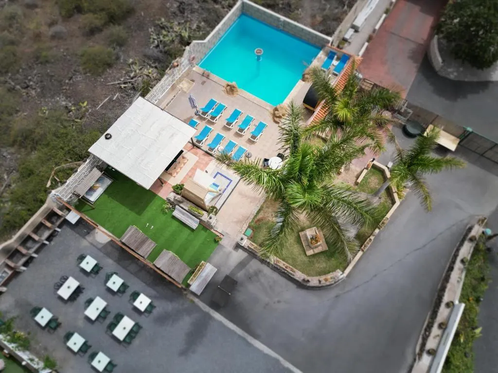 Image 1 of Bernegal MONEYBA HOT TUB CLIMATIZADO PISCINA Y JARDIN