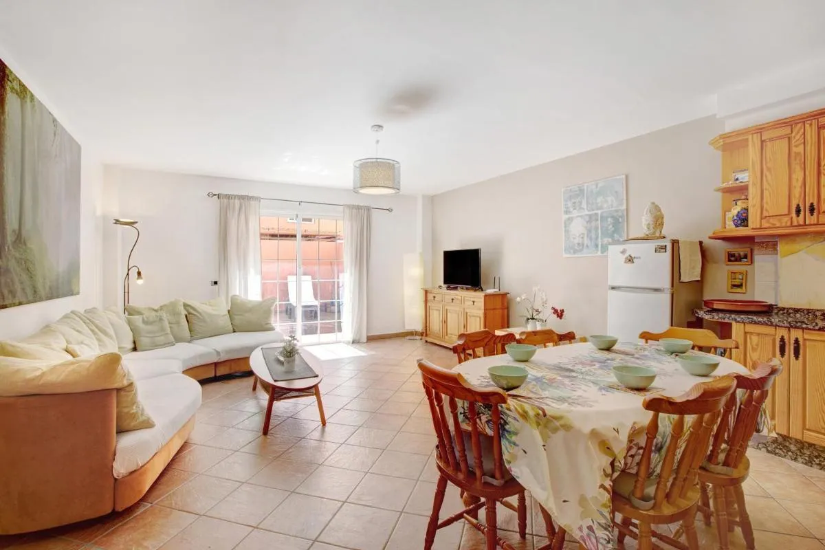 Image 3 of Casa Familia