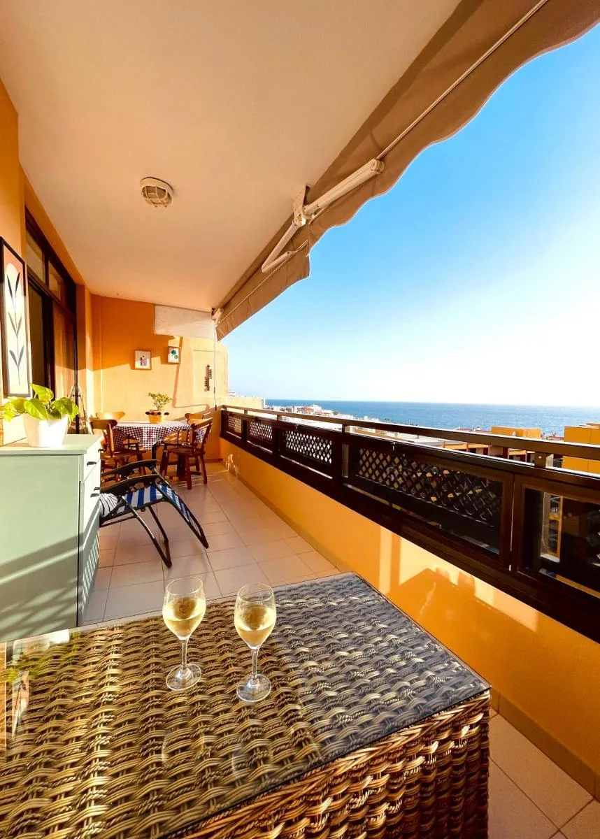 Image 3 of Casa HUGO – ocean view, quiet pool, fibre net, los Gigantes