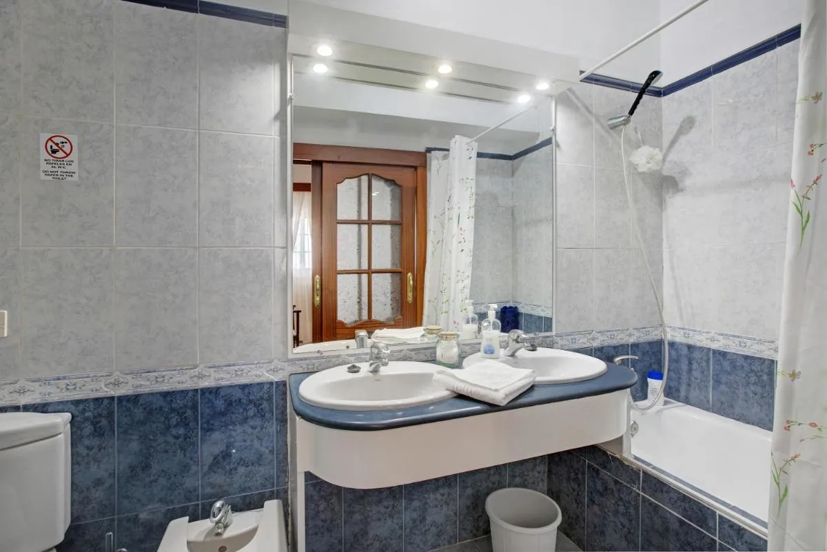 Image 2 of Casa Paseo Mirabal