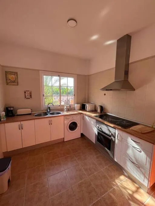 Image 6 of Chalet. Jardín, vistas, tranquilidad