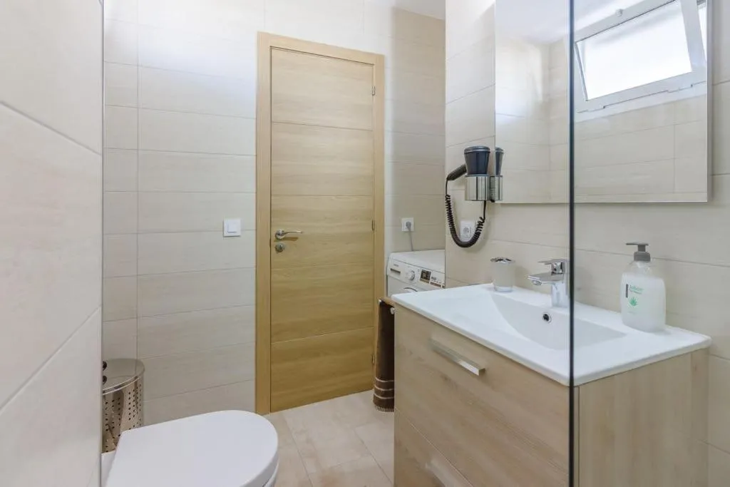 Image 2 of EL DORADO Everything is near