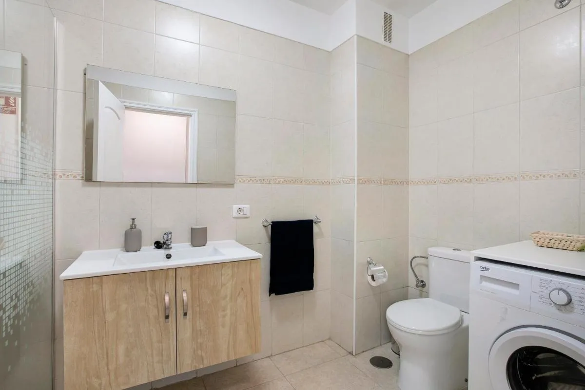 Image 2 of El Pisito de Momo