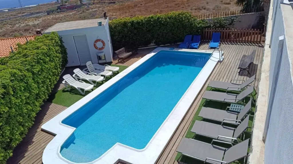 Image 1 of Estupendo Chalet en Candelaria con Piscina