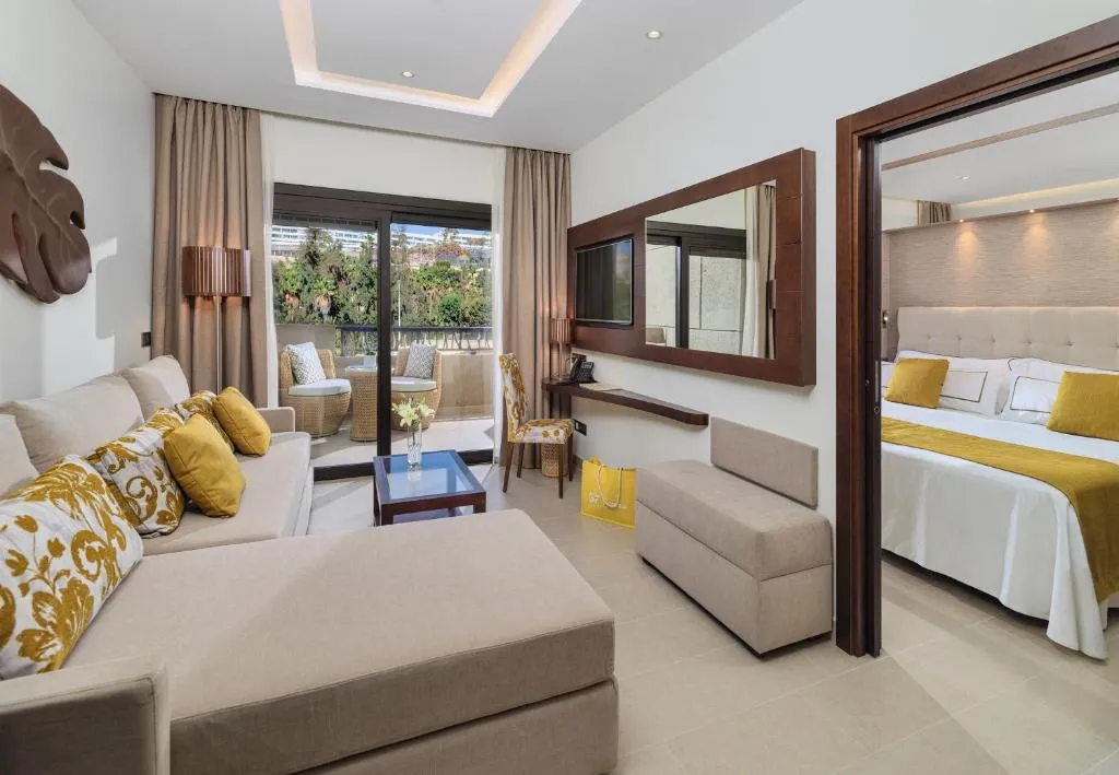 Image 3 of GF Victoria