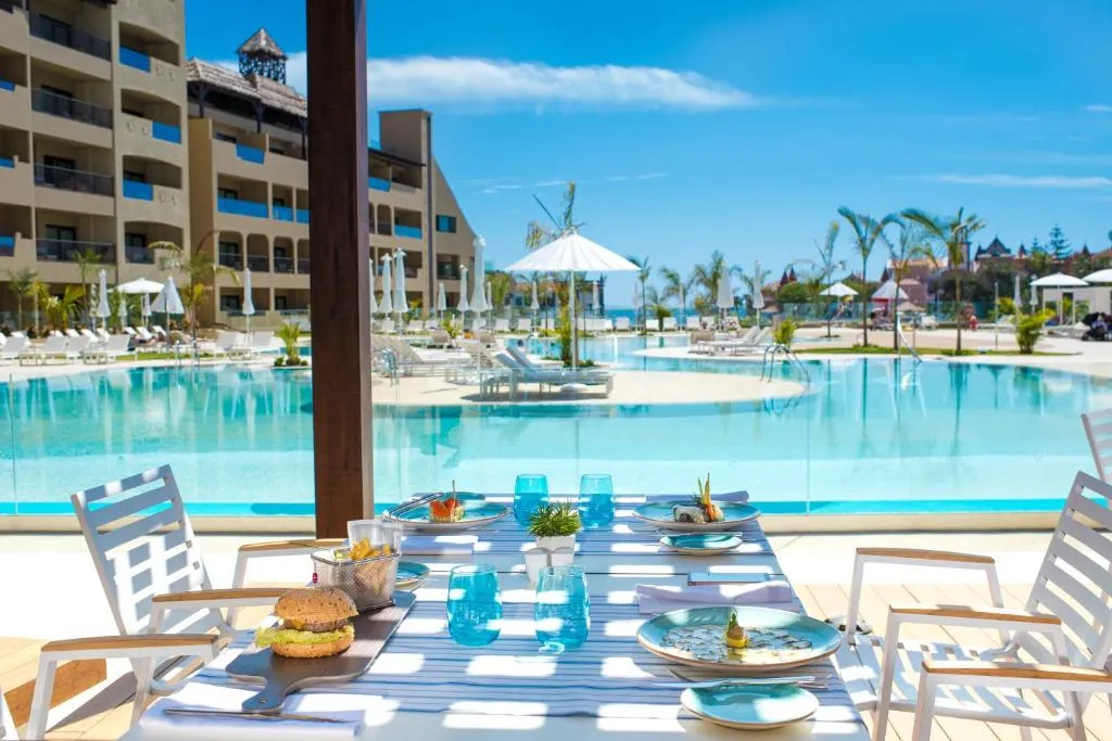 Image of GF Victoria