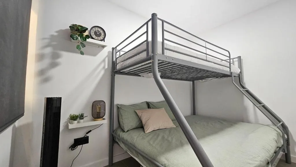 Image 1 of GreenWaves con piscina