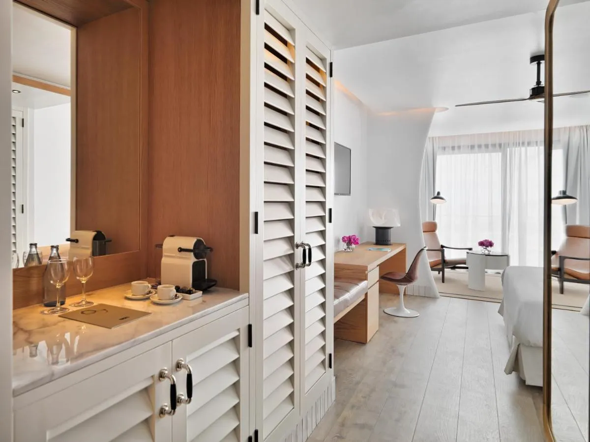 Image 1 of H10 Atlantic Sunset