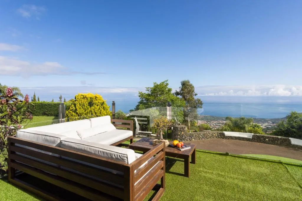 Image 2 of Home2Book Stunning Loft Seaviews Finca La Golosa