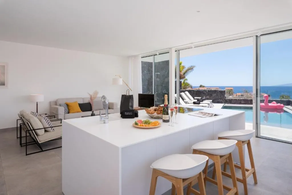 Image of Karat Villa Ibardin Rokabella