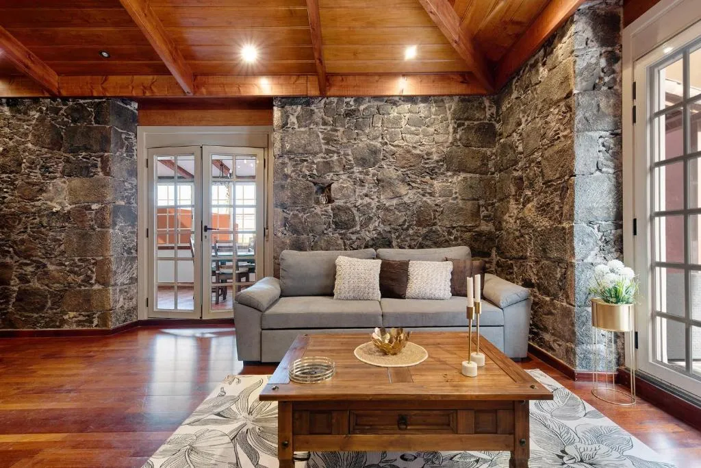 Image 1 of La Planta Vieja