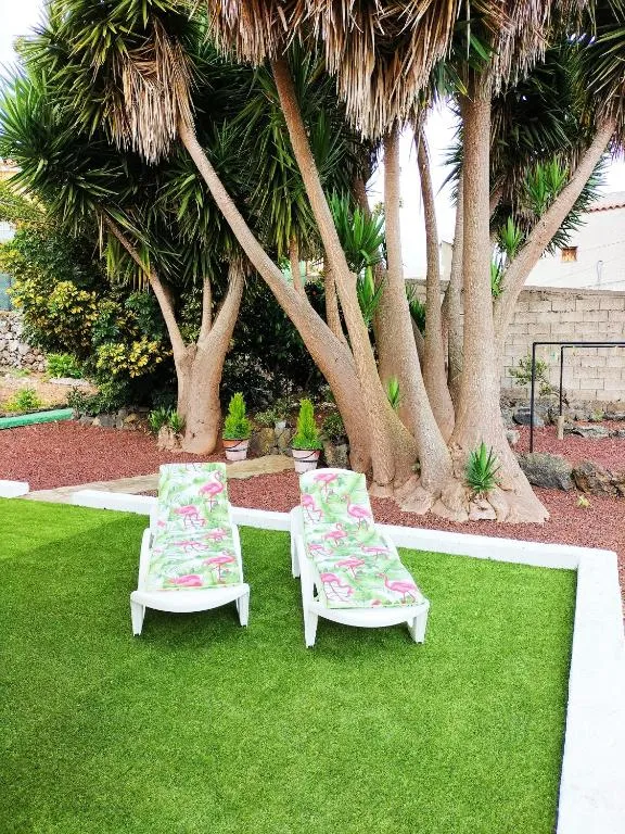 Image 3 of La ROSA VIEJA