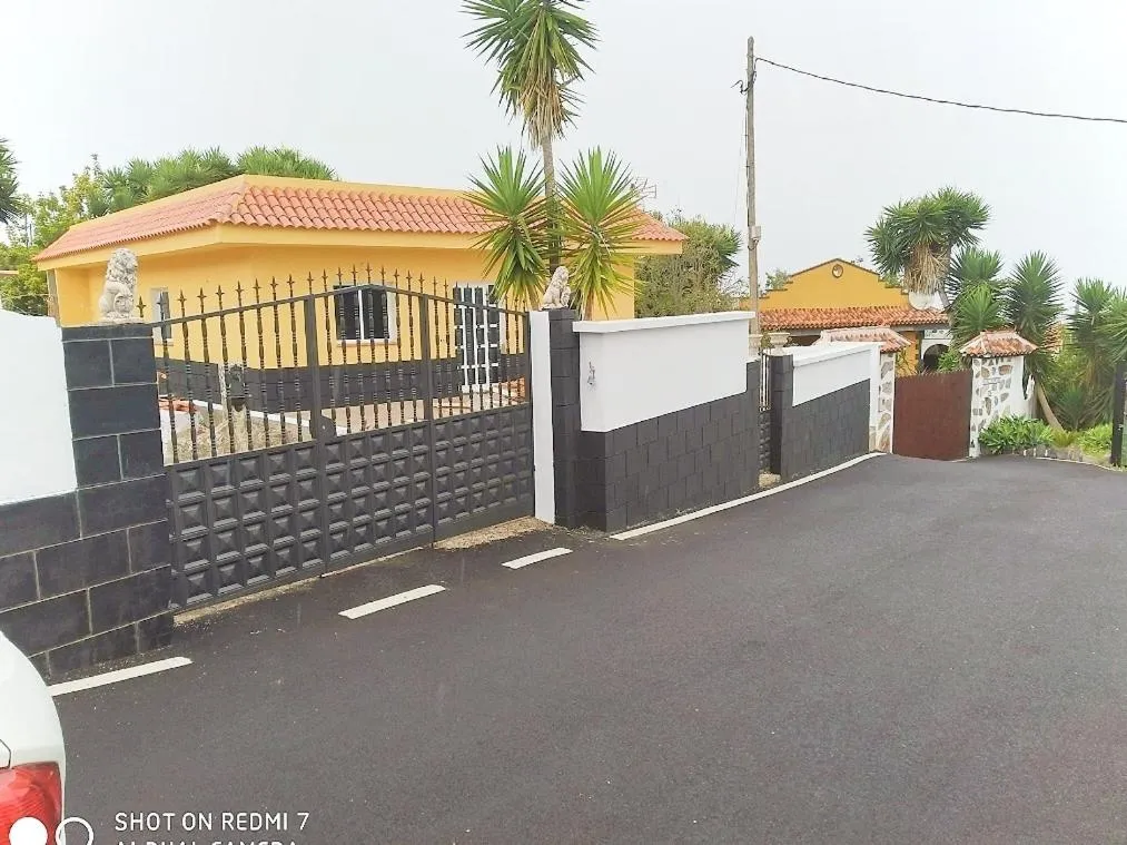 Image of La ROSA VIEJA