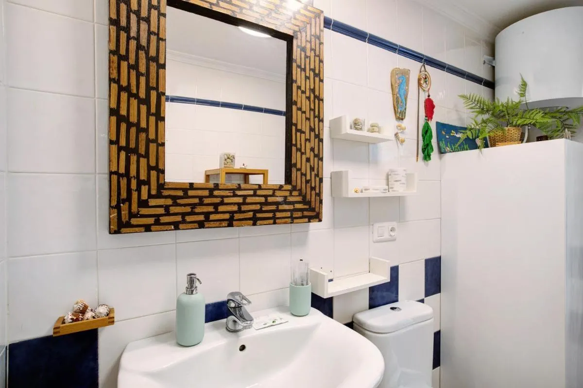 Image 2 of La casita de la tejita