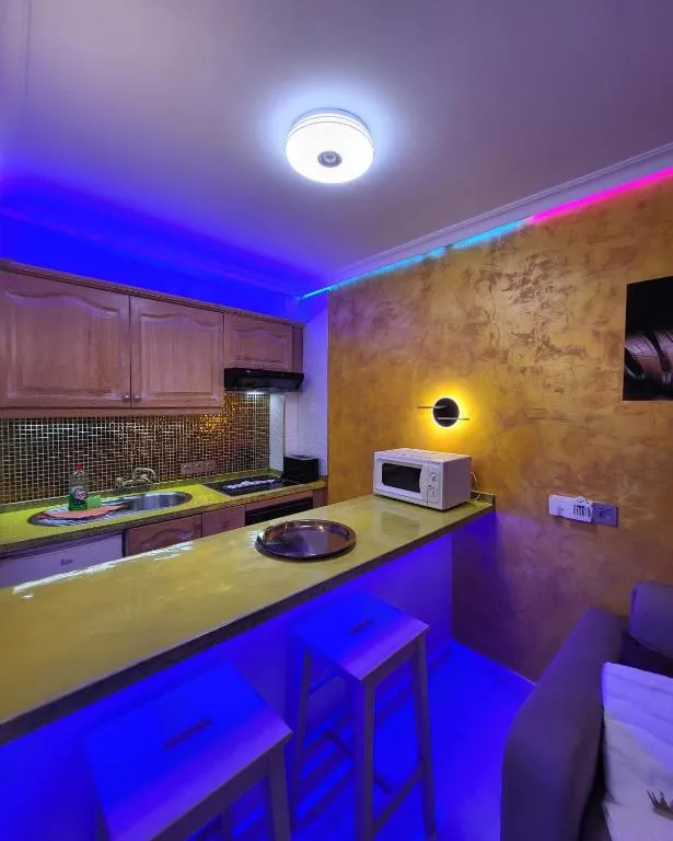 Image 5 of Moderno y luminoso ático con vistas y piscina