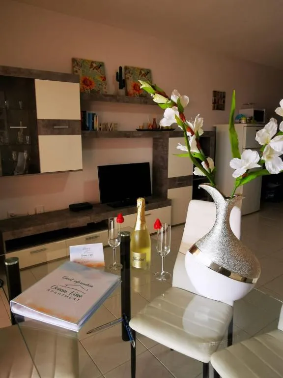 Image 5 of Ocean View Apartment