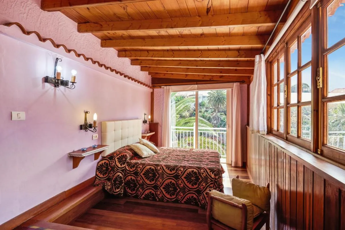 Image 1 of One bedroom house with shared pool furnished terrace and wifi at Buenavista del Norte 1 km away from the beach