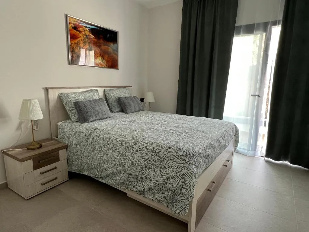 Image 4 of Ongi Etorri