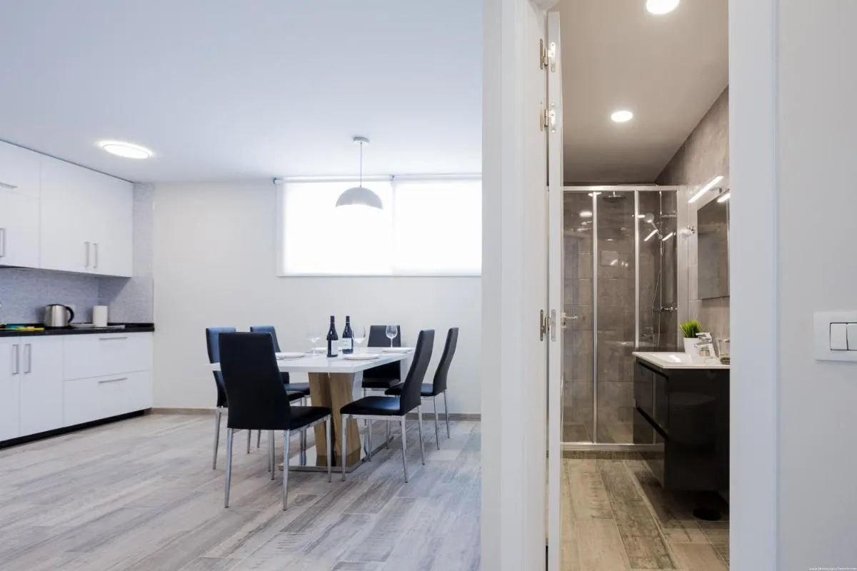 Image 2 of Palm Mar de LUX A32