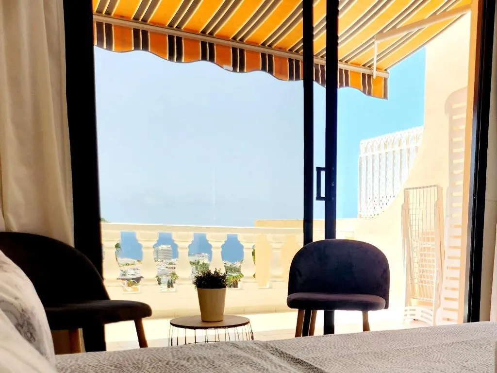 Image 2 of Paradise Court