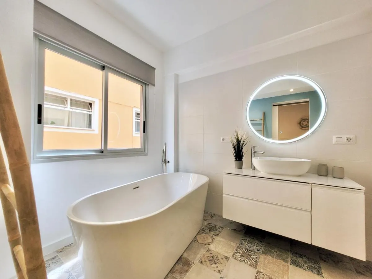 Image 4 of Plaza y Playa