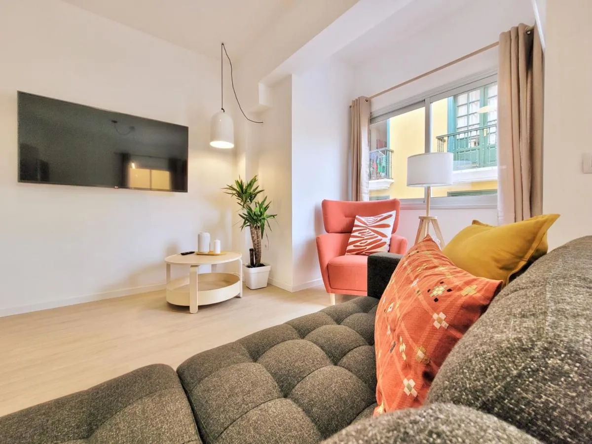 Image 2 of Plaza y Playa