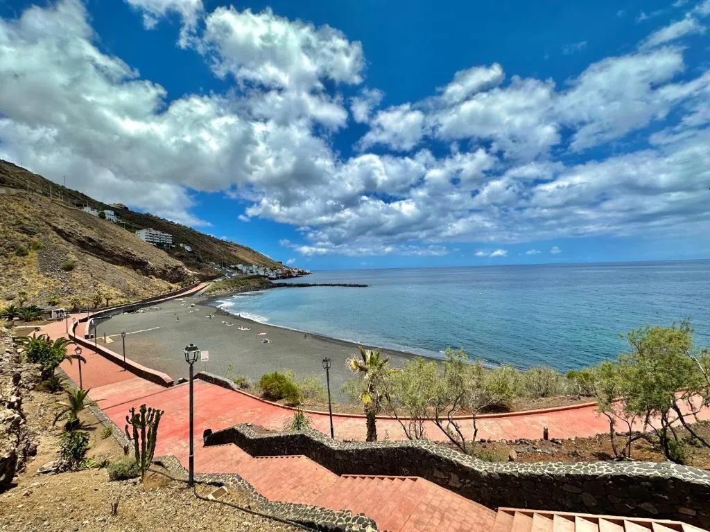 Image of Radazul Views House