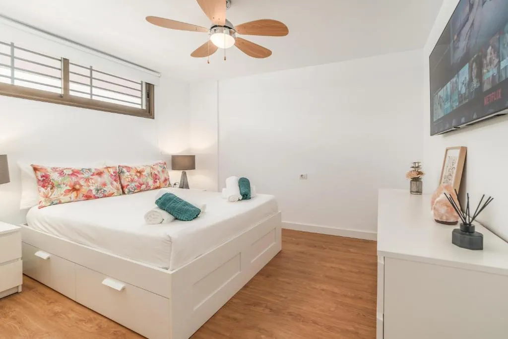 Image 5 of SUMMERLAND LUXURY APARTMENT lN LOS CRISTIANOS