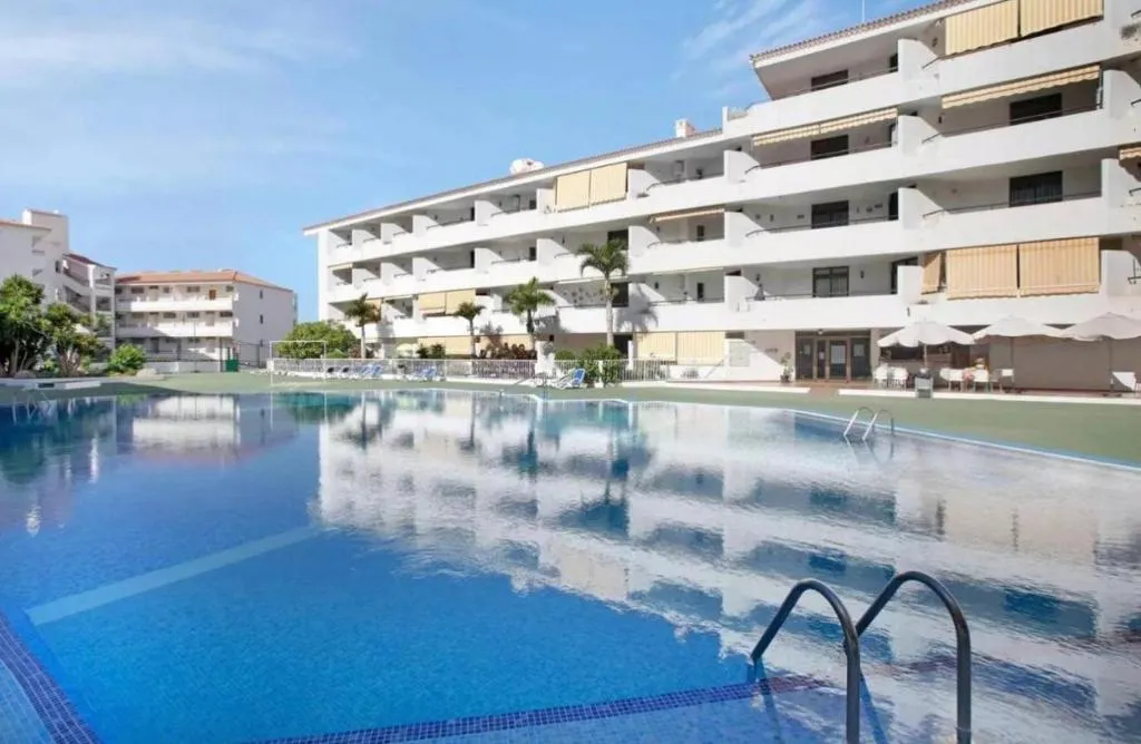 Image 2 of SUMMERLAND LUXURY APARTMENT lN LOS CRISTIANOS