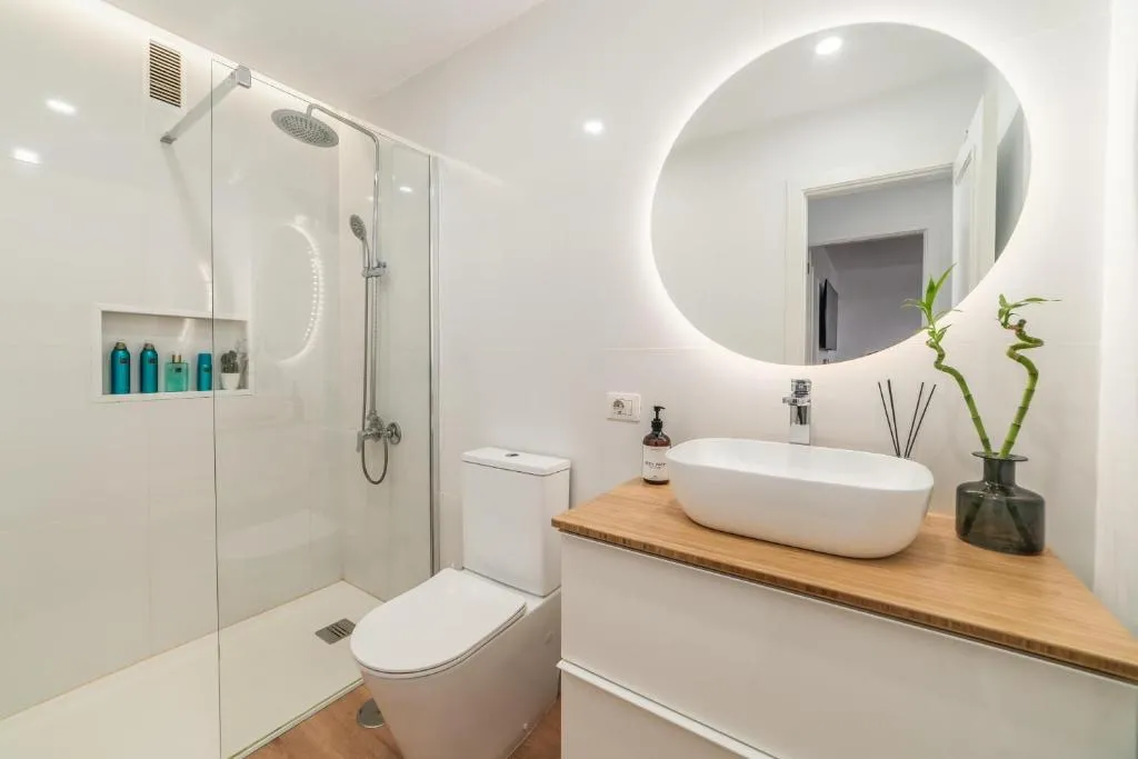 Image 3 of SUMMERLAND LUXURY APARTMENT lN LOS CRISTIANOS