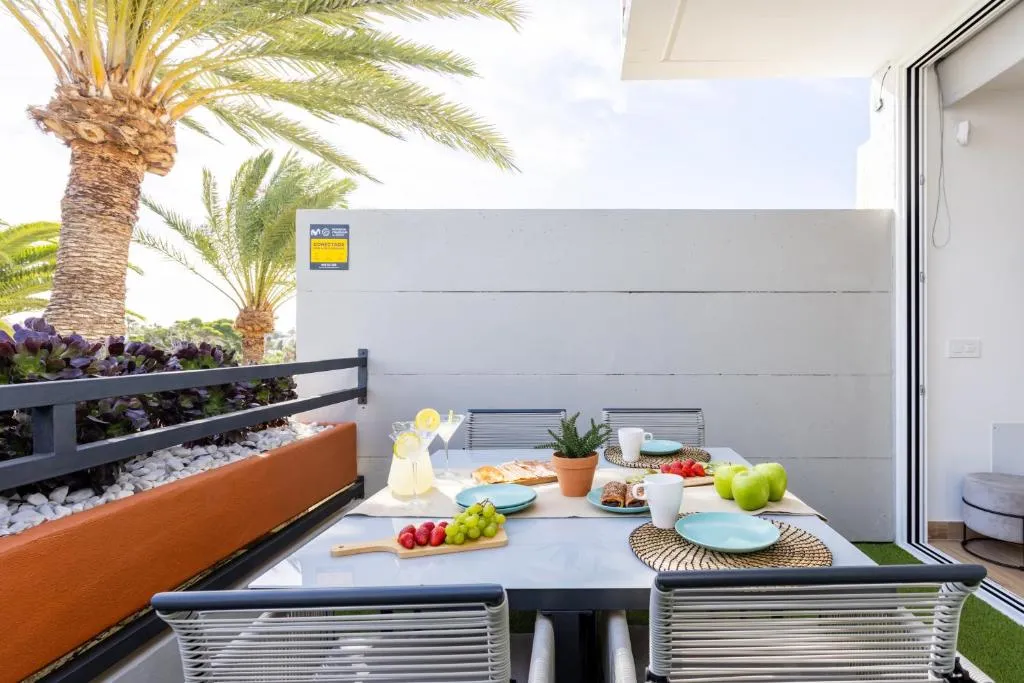 Image 3 of Sunny island apartment tenbel