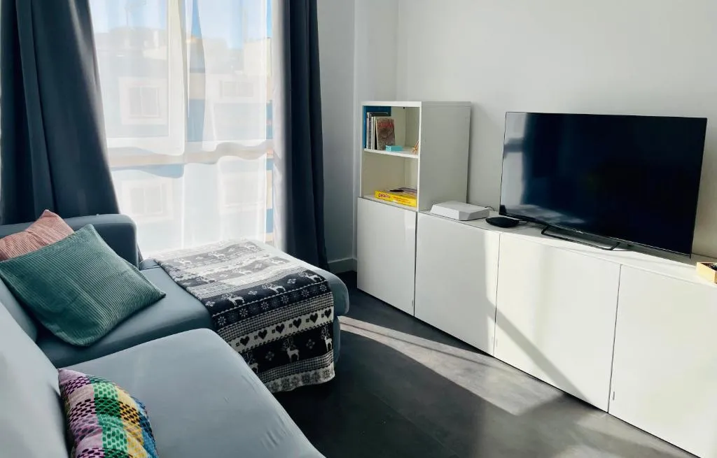 Image 5 of Sweet Laguna Home with FREE PARKING