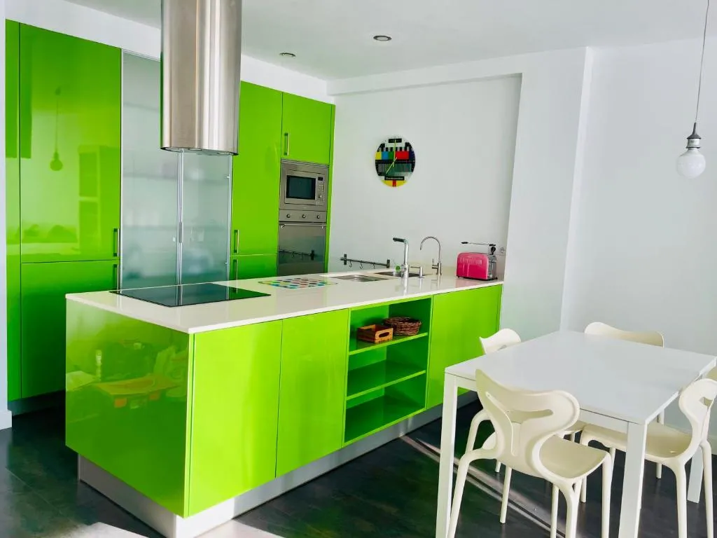 Image 2 of Sweet Laguna Home with FREE PARKING