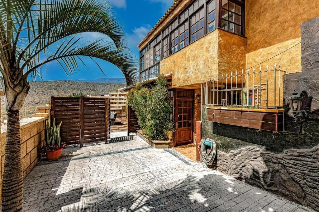 Image 5 of Tenerifeopenhome Charming cave villa Costa Adeje