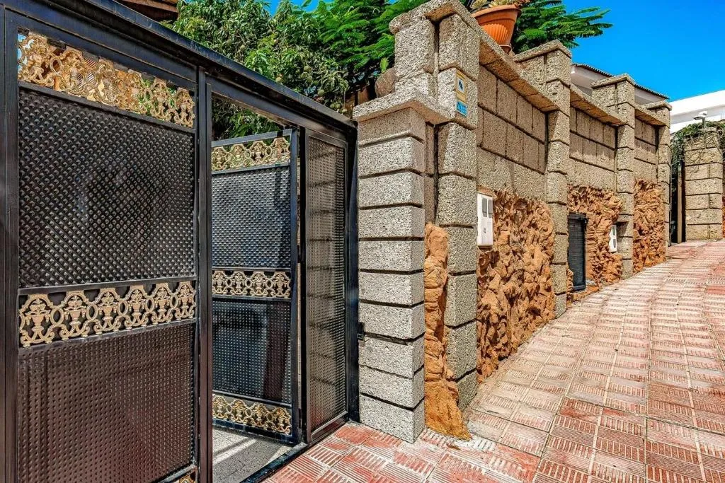 Image 4 of Tenerifeopenhome Charming cave villa Costa Adeje