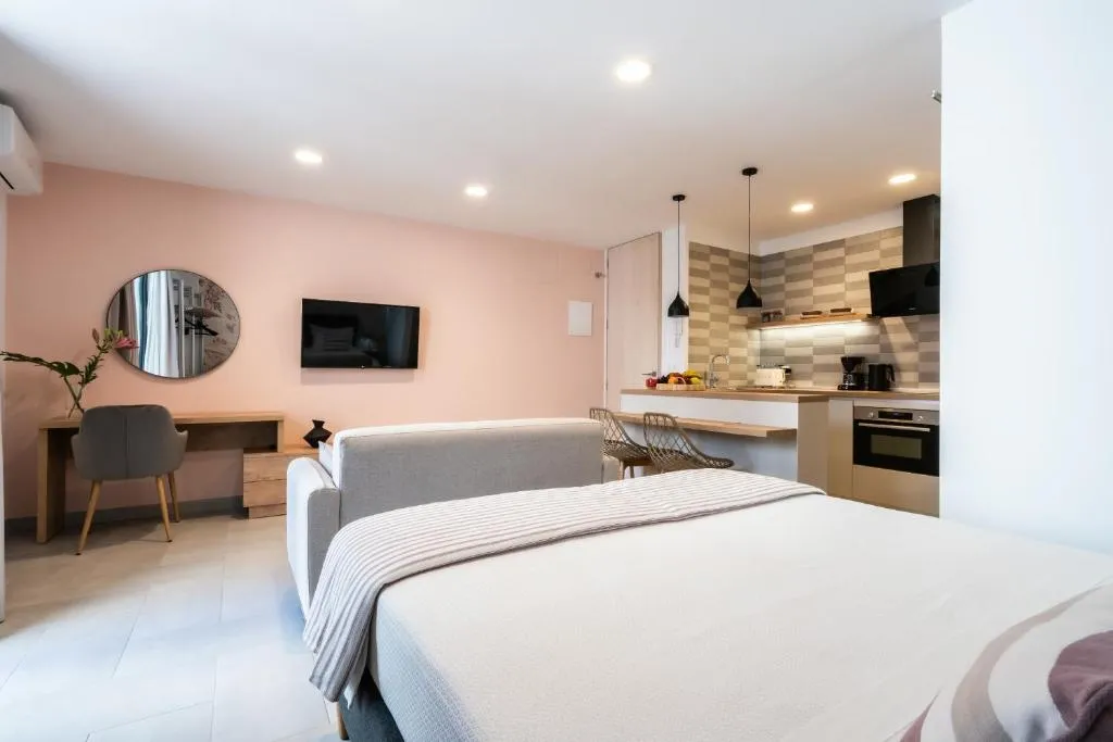 Image 3 of Tierrazul Art Boutique Rose Sweet Suite