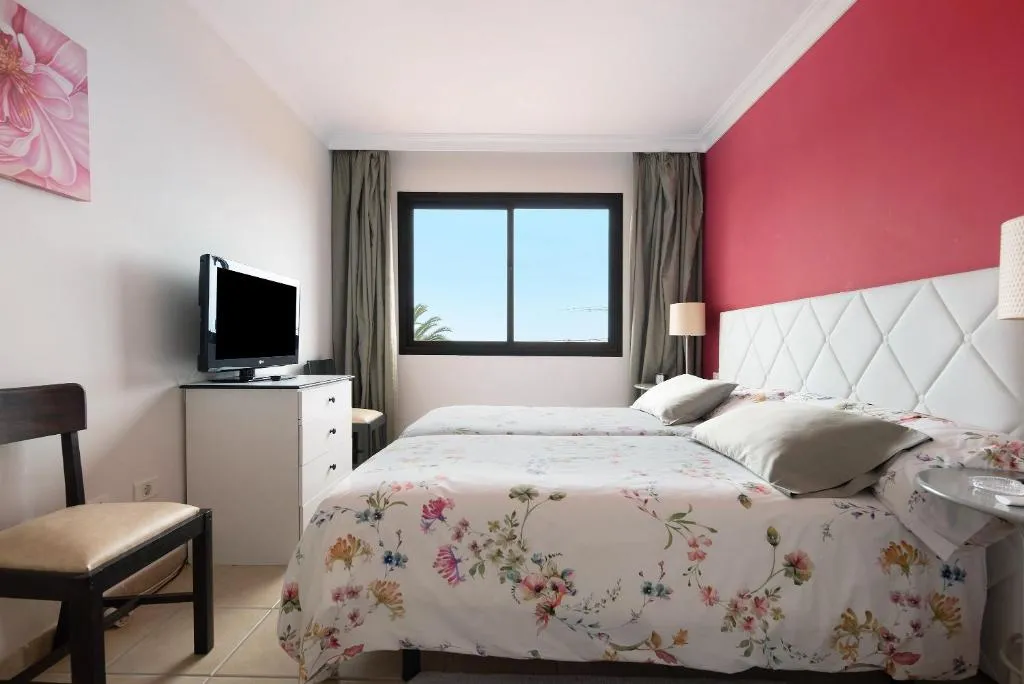 Image of Trevina 31-2