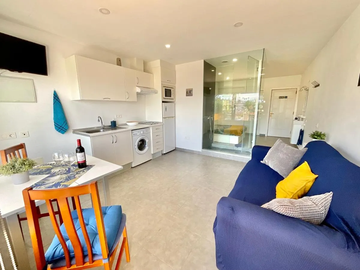 Image 4 of TropicFlavor