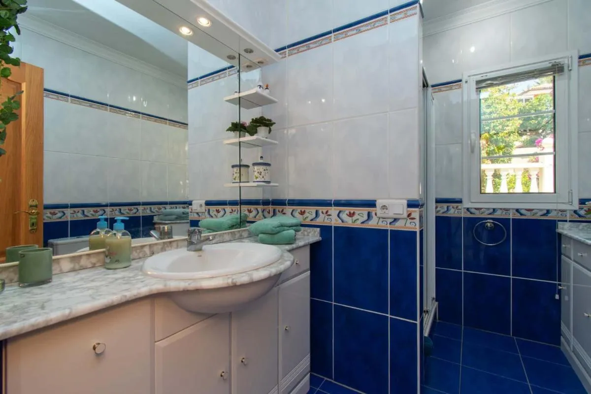 Image 2 of Villa Encantada