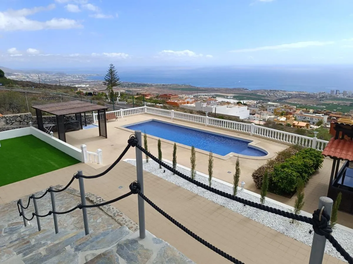 Image 3 of Villa Tequila