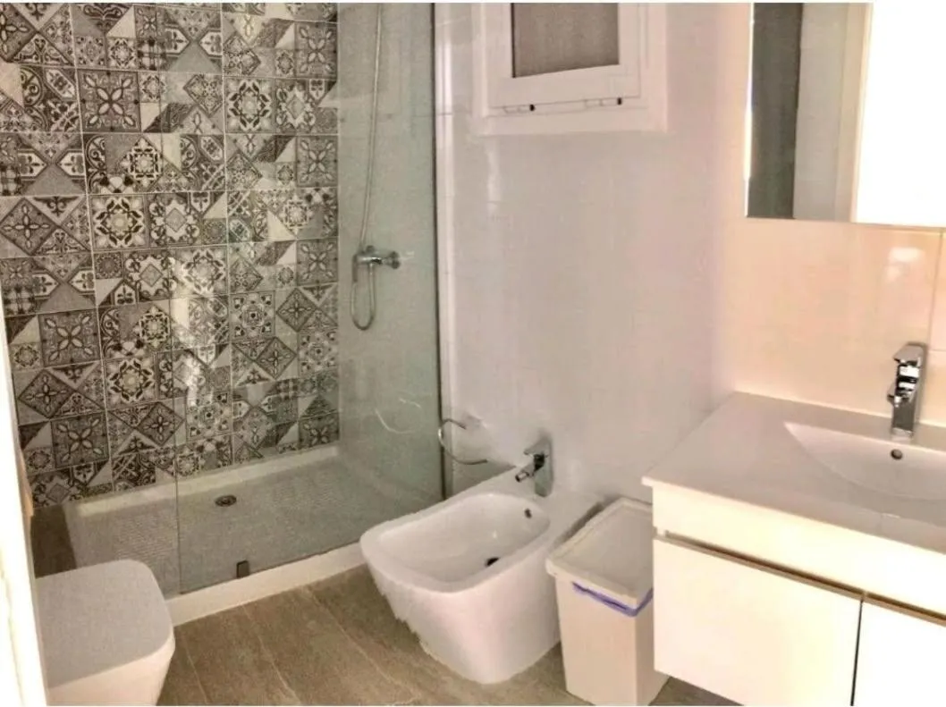 Image 2 of ZioCarlo/Tenerife/Los Cristianos