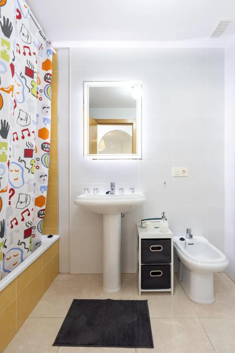 Image 3 of 122 SEA PEARL Holiday Home by Sunkeyrents