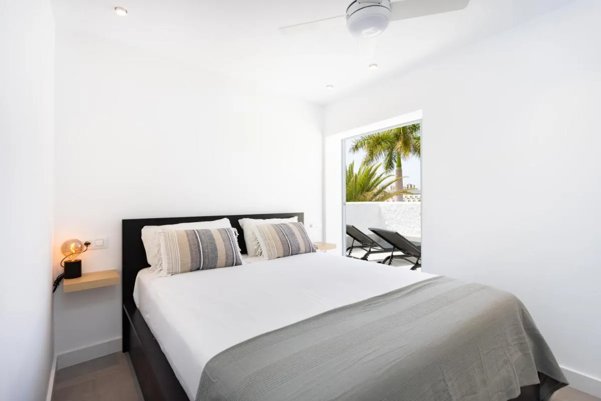 Image 1 of 141 VILLA URBANIA Atico Deluxe By Sunkeyrents