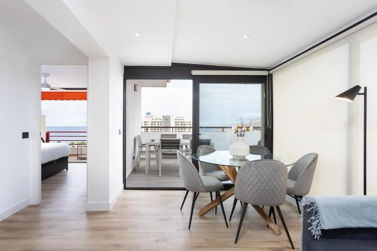 Image 4 of 153 SUNNY Olympia By Sunkeyrents