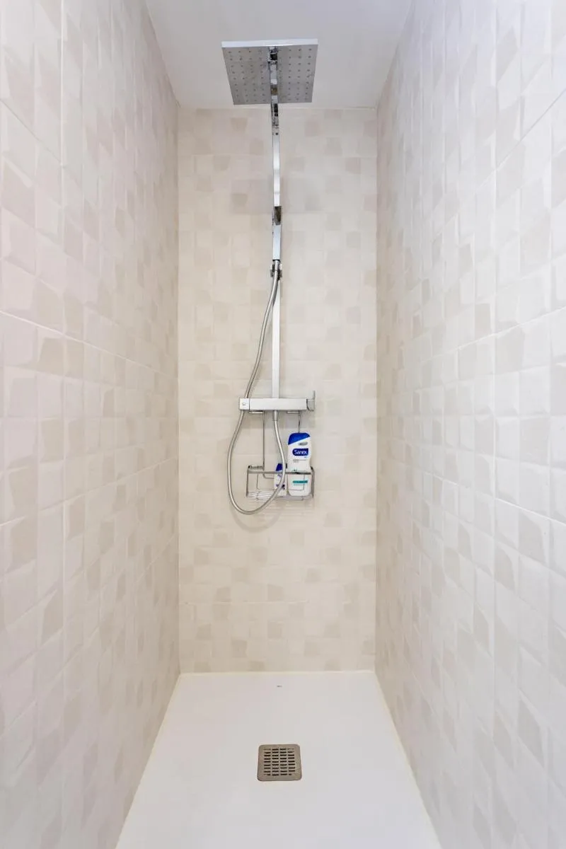 Image 3 of 153 SUNNY Olympia By Sunkeyrents